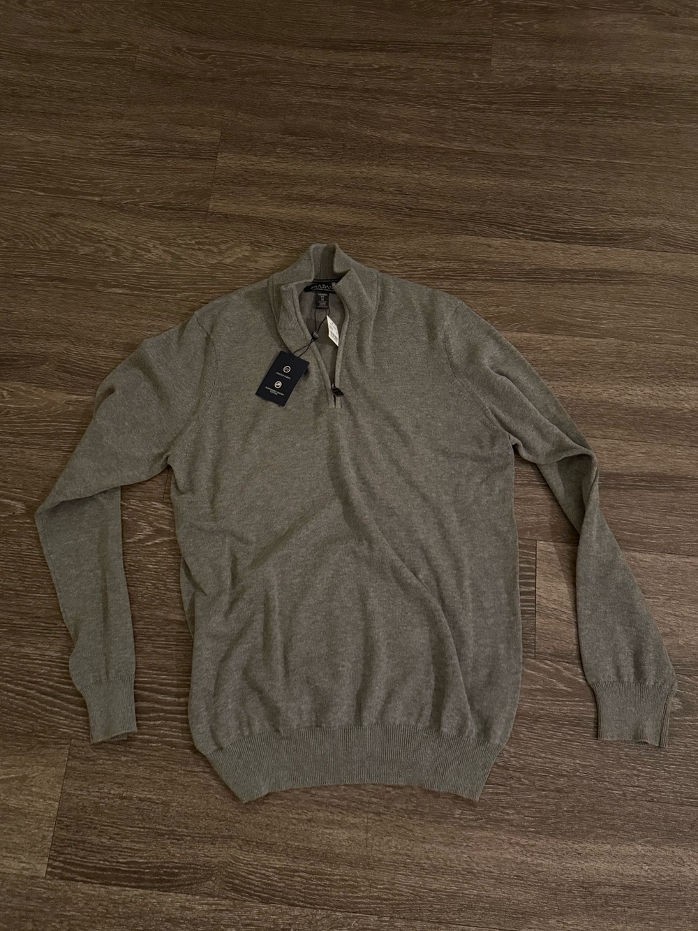 Quarter Zip sweater size Medium - mid gray - Jos. A. Bank - pima cotton